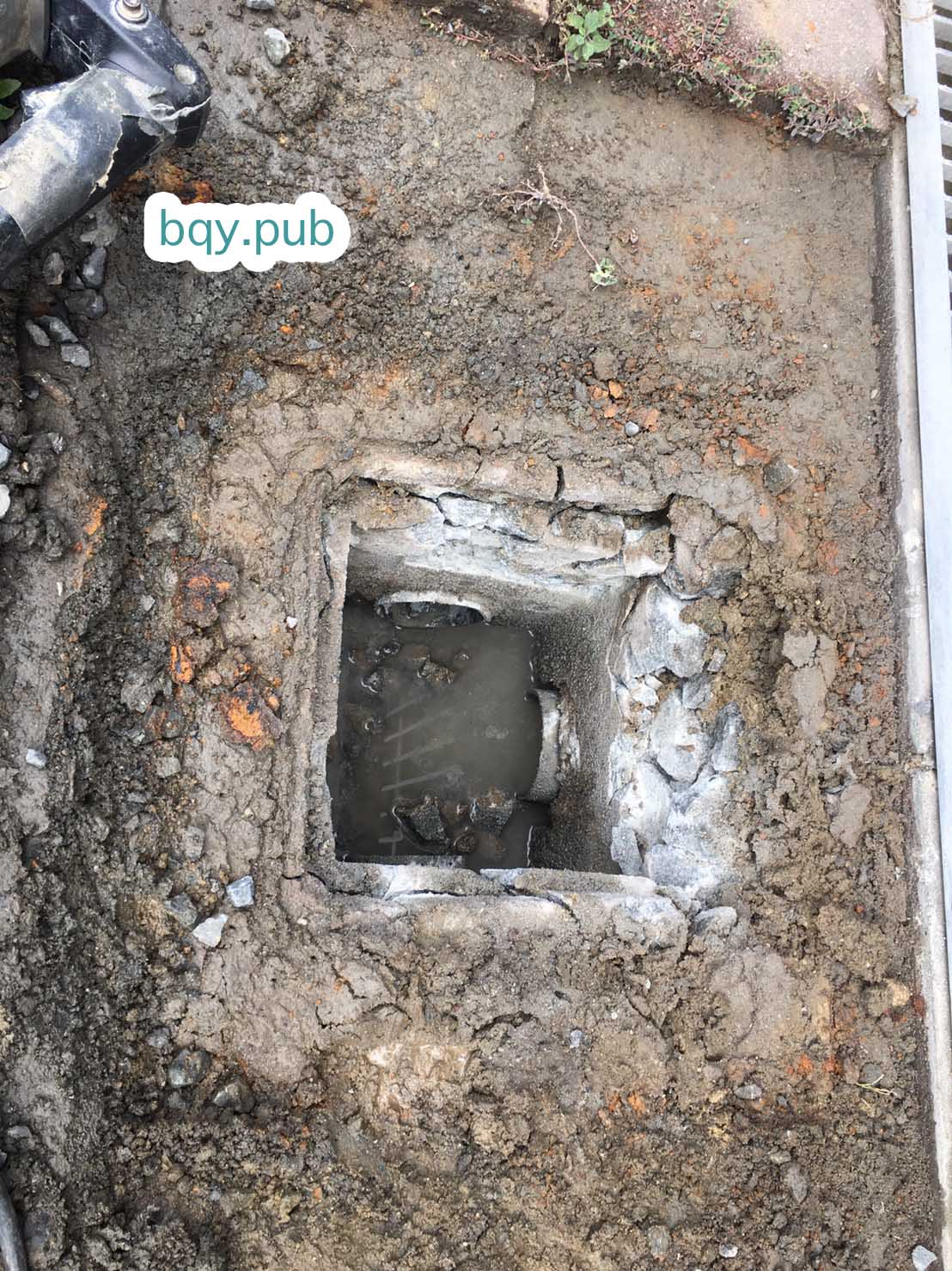 堺市西区のトイレつまり